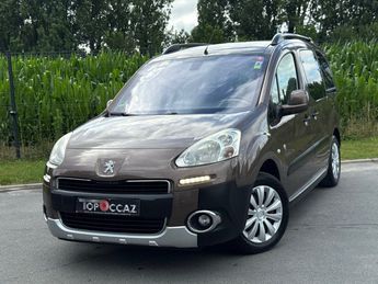  Voir détails -Peugeot Partner TEPEE 1.6 HDI 92CH OUTDOOR * 2012 * CLIM à  La Chapelle-d'Armentires (59)