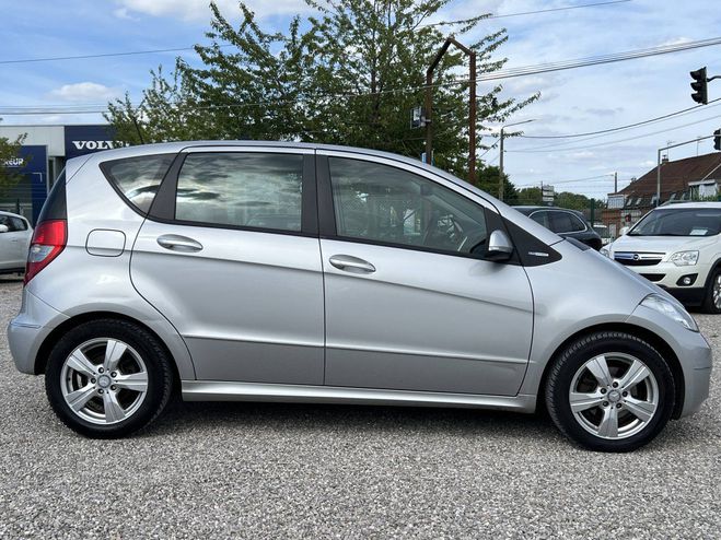 Mercedes Classe A II (W169) 180 BE Avantgarde GRIS de 2012
