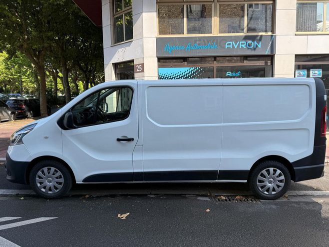 Renault Trafic III (2) FOURGON L2H1 2.0 DCI 1300 120 Blanc Verni de 2021