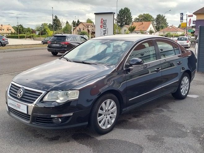 Volkswagen Passat 2.0 TDI 110 CH FAP CONFORTLINE Noir de 2009
