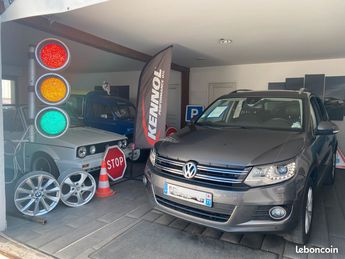  Voir détails -Volkswagen Tiguan (2) 2.0 TDI 140 Carat DSG7 5 Portes à Nanteuil-ls-Meaux (77)