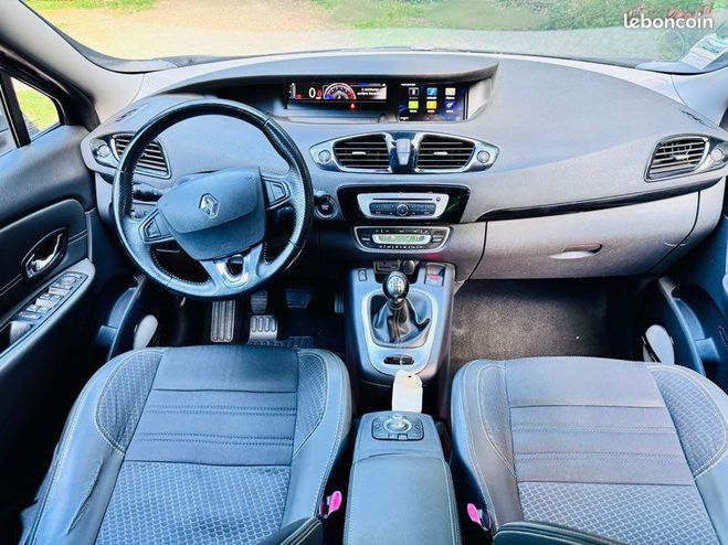 Renault Megane grand scenic 1.2 tce 130 energy 7 places Noir de 2015