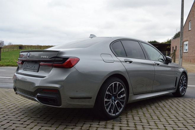 BMW Serie 7 745 e Hybride 394 ch M Sport Toutes opti gris donington de 2022