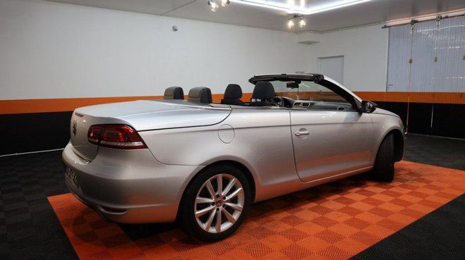 Volkswagen Eos 2.0 TDI 140CH BLUEMOTION FAP Gris C de 2012