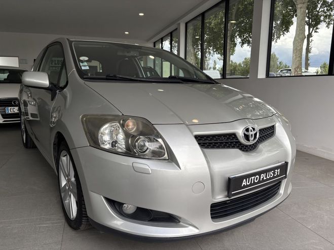 Toyota Auris 177 D-4D Clean Power GRIS de 2008