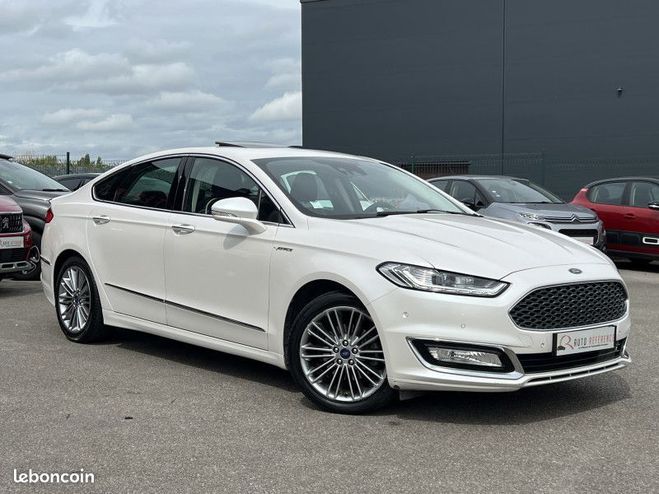 Ford Mondeo HYBRID 187 CH VIGNALE BVA TOIT OUVRANT C Blanc de 2018