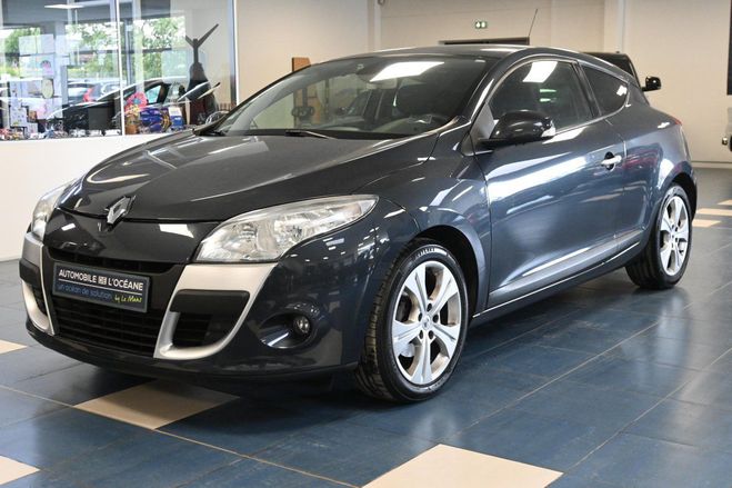 Renault Megane III COUPE 1.6 16v 110 BioEthanol eco2 Eu Gris de 2011