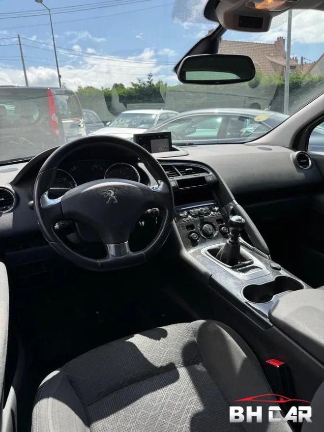 Peugeot 3008 GENERATION-I 1.6 BLUEHDI 120 STYLE START Sable de 2016
