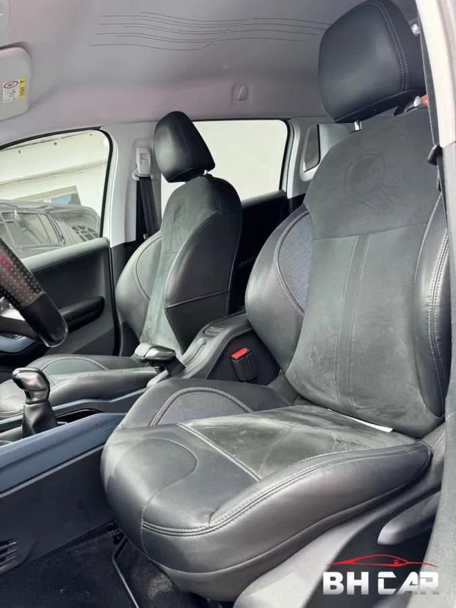 Peugeot 2008 GENERATION-I 1.6 E-HDI 90 CROSSWAY Blanc de 2015