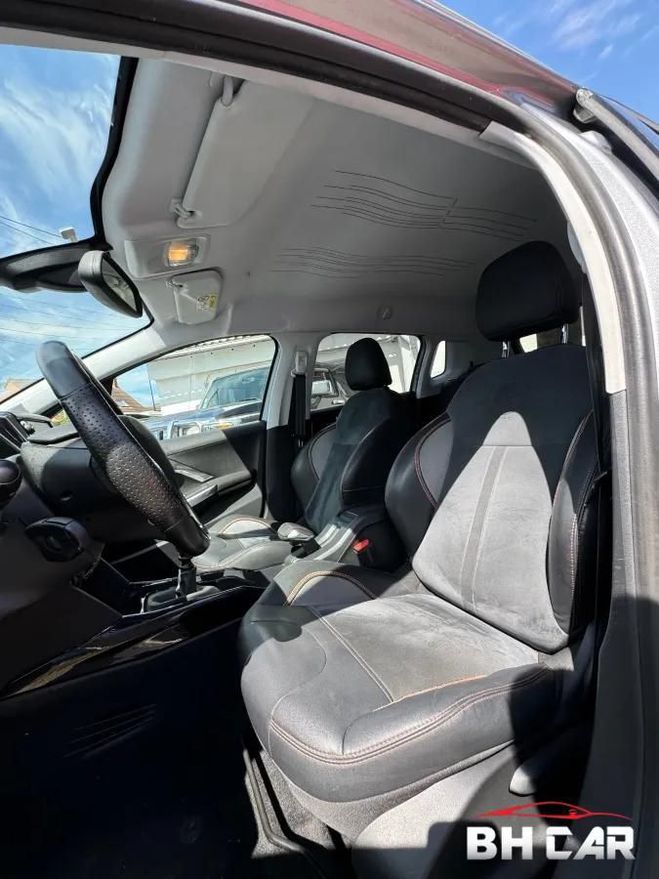 Peugeot 2008 GENERATION-I 1.6 BLUEHDI 120 CROSSWAY ST Gris de 2016