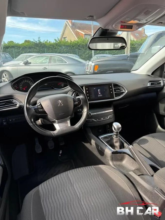Peugeot 308 GENERATION-II SW 1.6 E-HDI 115 ALLURE Gris de 2016