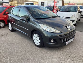  Voir détails -Peugeot 207 1.4 VTI Tendance à Calais (62)