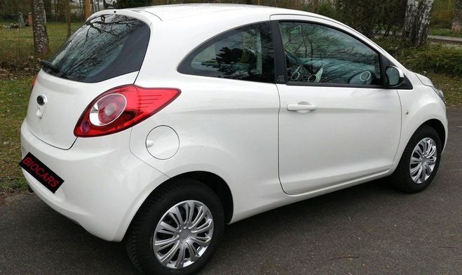 Ford KA 1.2 Titanium Blanc Laqu de 2009