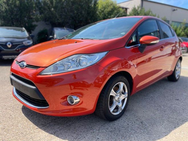 Ford Fiesta 1.6 TDCI Titanium Bordeaux Mtallis de 2011