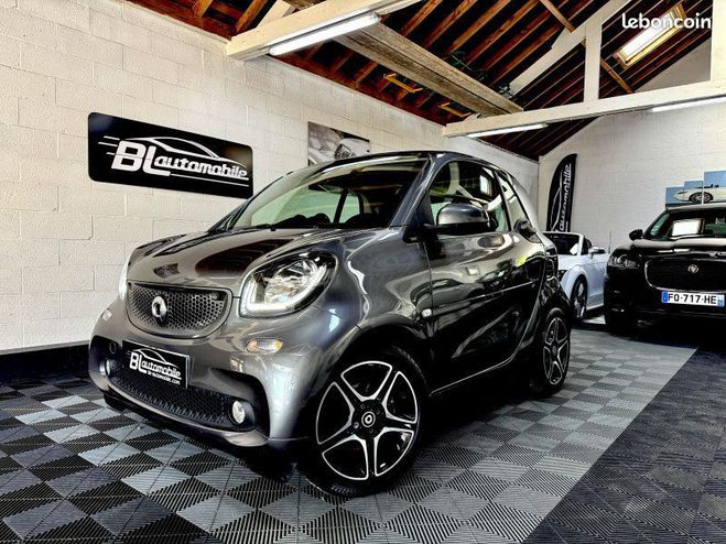 Smart Fortwo COUPE 90CH PRIME TWINAMIC E6C Gris de 2019
