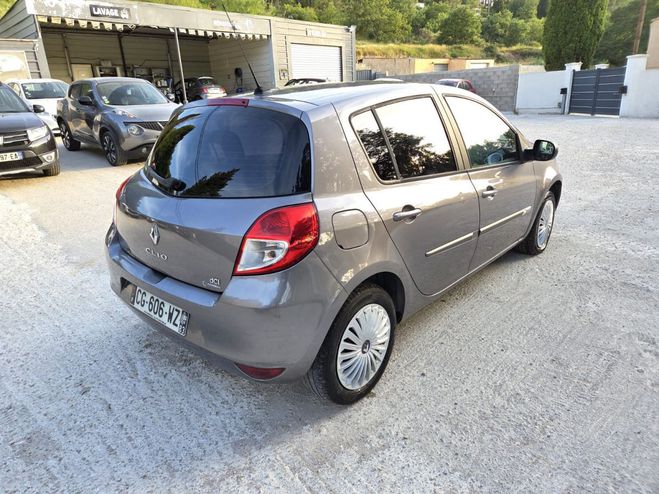 Renault Clio III Dynamique TomTom 1.5 dci Gris de 2012