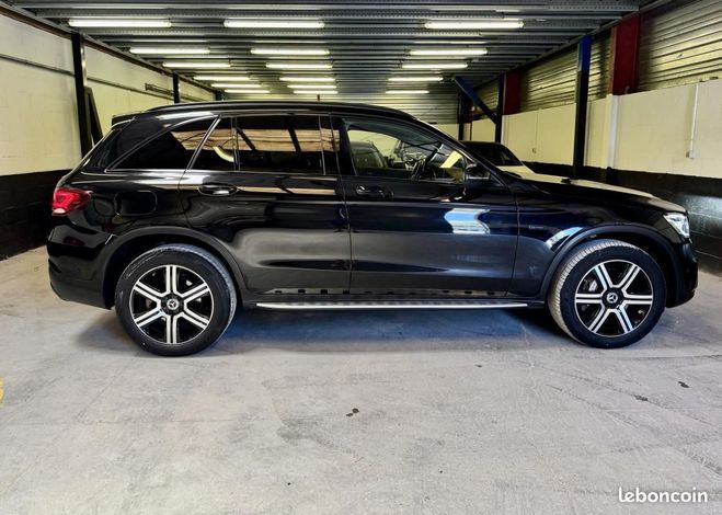 Mercedes GLC Classe 300 e 300e Hybrid PHEV 211 122ch  Noir de 2021