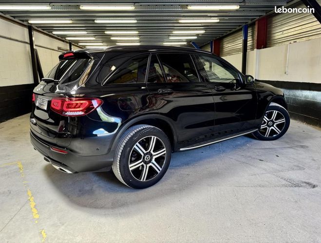 Mercedes GLC Classe 300 e 300e Hybrid PHEV 211 122ch  Noir de 2021