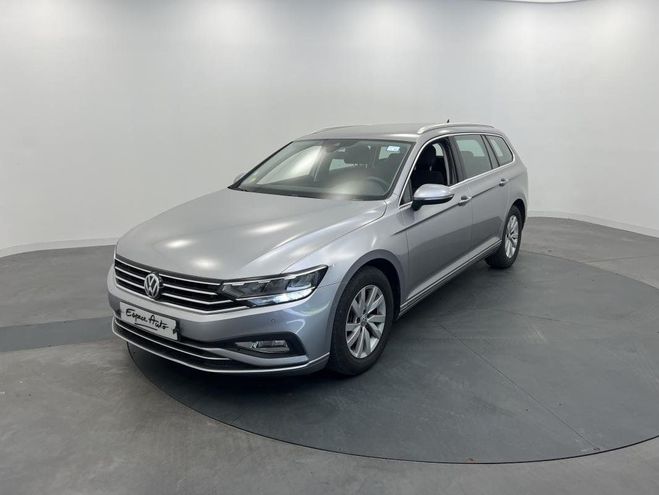 Cliquer pour voir la photo suivante Volkswagen Passat SW BUSINESS 2.0 TDI EVO 150 DSG7 Gris Métallisé de 2020