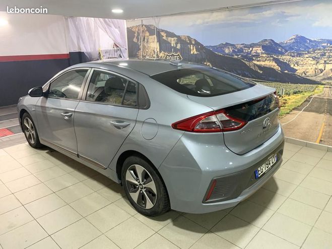 Hyundai Ioniq Electric cm3 120cv Gris de 2016