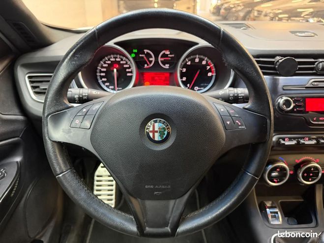 Alfa romeo Giulietta 1.4 T-JET 120 DISTINCTIVE PACK SPORT 17  Blanc de 2012