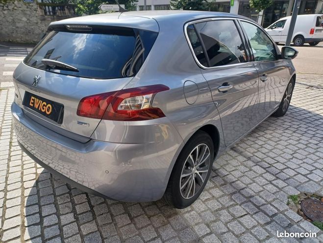 Peugeot 308 GENERATION-II 1.2 110 CH ALLURE DISTRIBU Gris de 2016