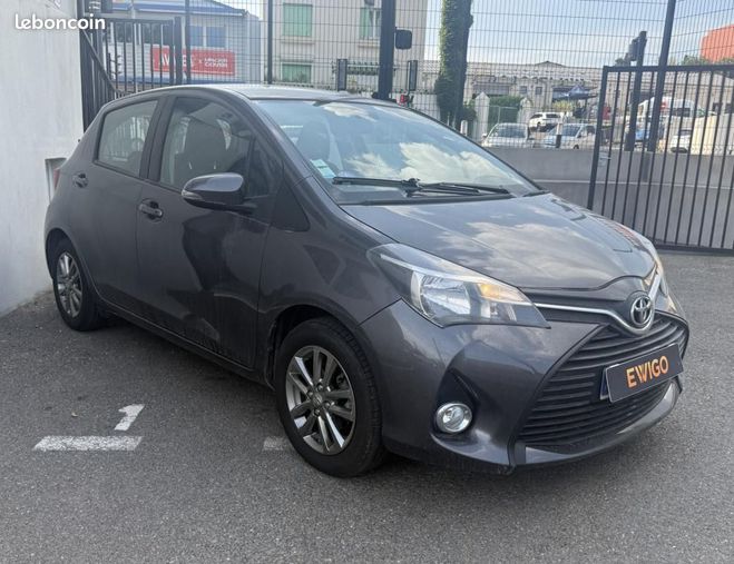 Toyota Yaris 69ch bvm ACTIVE Gris de 2015