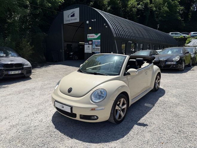 Volkswagen Beetle etle 1.6i 102cv Cabriolet Blanc de 2007