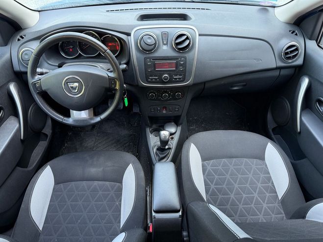 Dacia Sandero Stepway 0.9i 90cv BVA Prestige 2e main Bleu de 2016