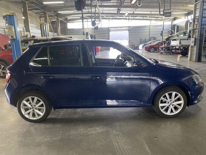 Skoda Fabia 1.0 MPI 75CH EDITION Bleu F de 2018