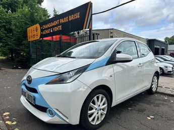  Voir détails -Toyota Aygo II 1.0 VVT-I 4CV X-PLAY 5P BVA5 à Aulnay-sous-Bois (93)
