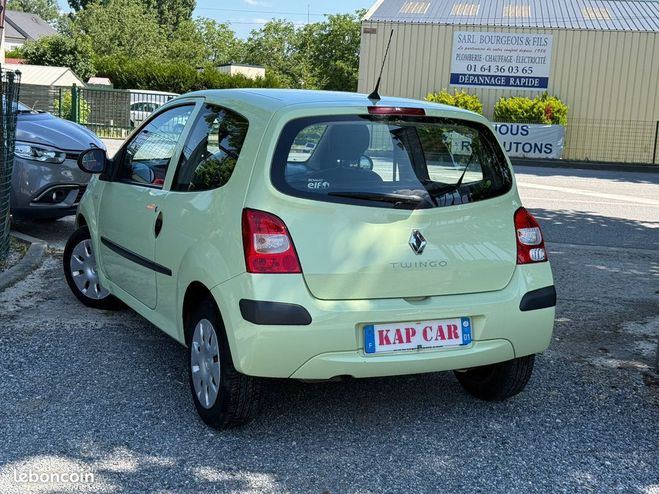 Renault Twingo II 1.2 16V 75 AUTHENTIQUE (2009) 162 652 Vert de 2009