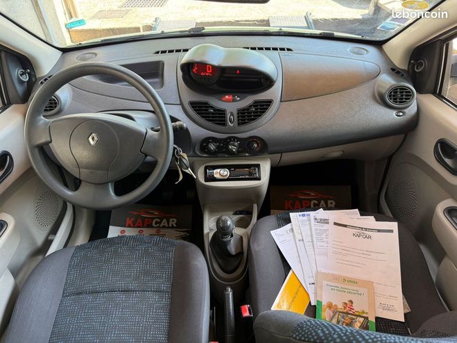 Renault Twingo II 1.2 16V 75 AUTHENTIQUE (2009) 162 652 Vert de 2009