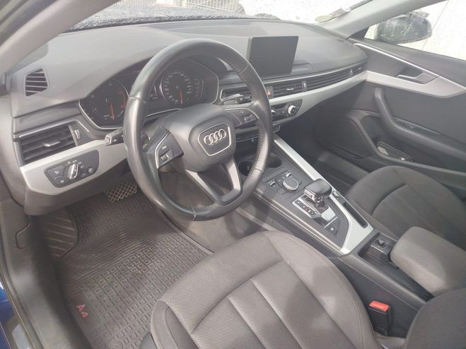Audi A4 Avant 2.0 TDI 122ch Design S tronic 7 Bleu de 2018