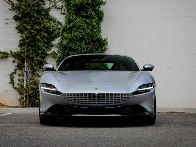 Ferrari Roma Coup Gris de 2023