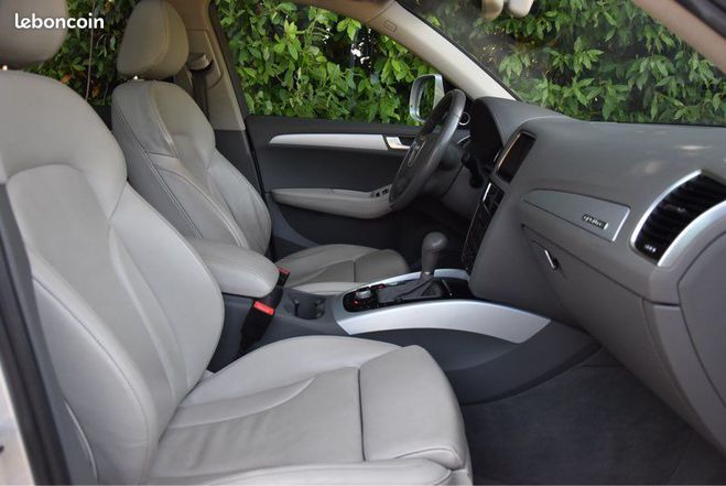 Audi Q5 QUATTRO 3.0 V6 TDI 240ch BV S-TRONIC amb Gris de 2010