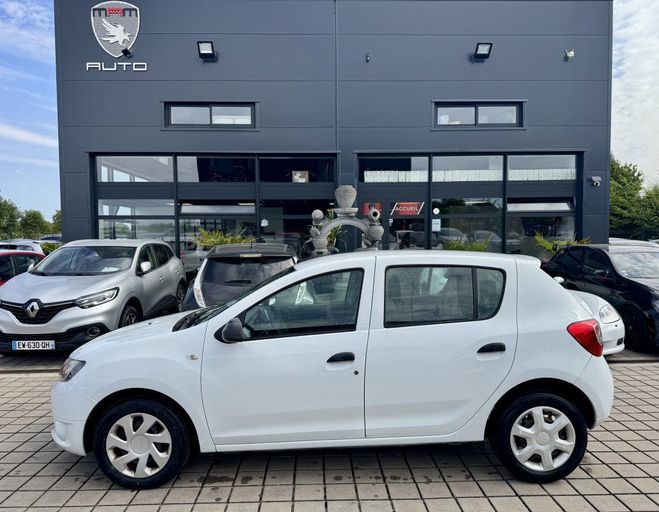 Dacia Sandero 1.2 16v 75ch AMBIANCE Blanc Mtallis de 2012