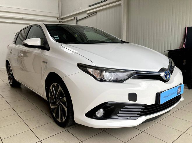 Toyota Auris II HSD 136h Dynamic BLANC de 2017
