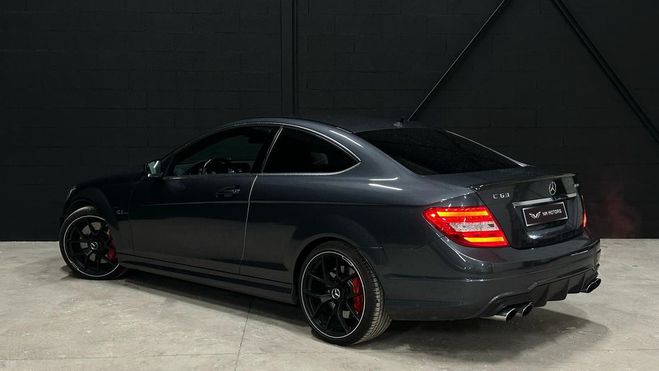Mercedes Classe C 63 AMG Coup 487 CV Pack performance Gris Anthracite Mtallis de 2012