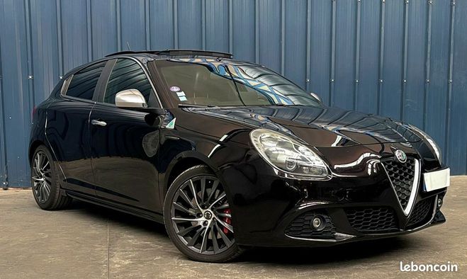 Alfa romeo Giulietta 1750 TBi 235ch Quadrifoglio Verde Toit o Noir de 2012