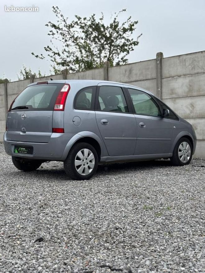 Opel Meriva Cosmo Gris de 2005