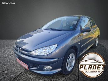  Voir détails -Peugeot 206 1.4i 75ch 85750 km Garantie à Montceau-les-Mines (71)