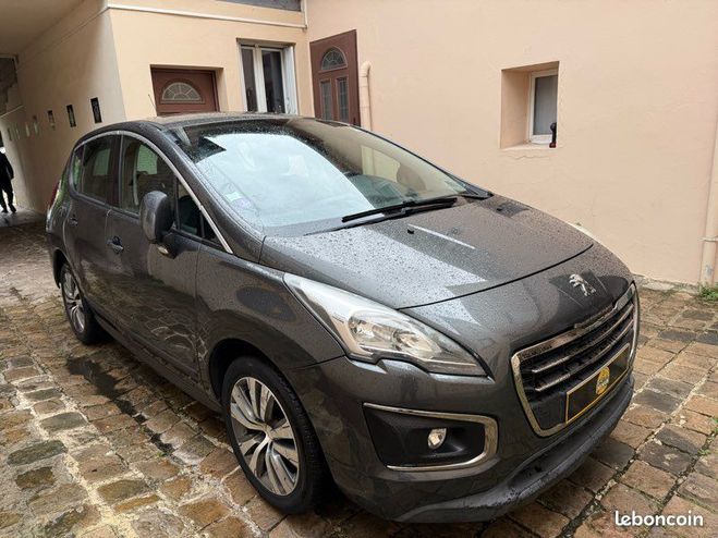 Peugeot 3008 1.6L Essence 120cv Gris de 2015
