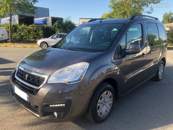  Voir détails -Peugeot Partner Tepee 1.6 BLUEHDI 100CH ACTIVE à Montigny-en-Gohelle (62)