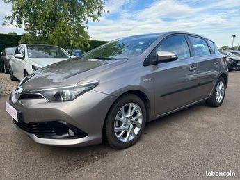  Voir détails -Toyota Auris 1.8 136 CH Hybrid Dynamic CVT à Monteau (89)