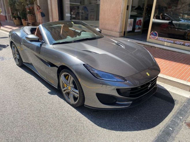 Ferrari Portofino 4.0 V8 600 ch Gris de 2019