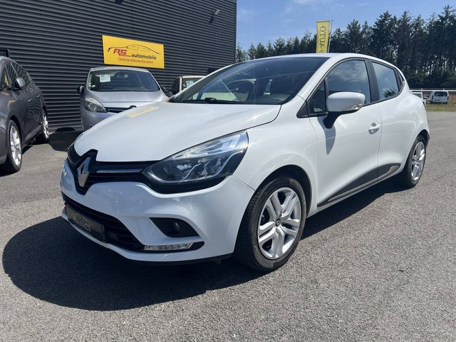 Renault Clio IV (B98) 0.9 TCe 90ch energy Business 5p BLANC de 2017