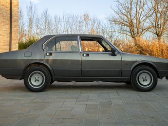  Voir détails -Alfa romeo Alfetta  à Saint-Marcel-de-Flines (42)