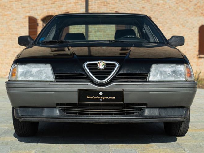 Alfa romeo 164  NERO de 1990
