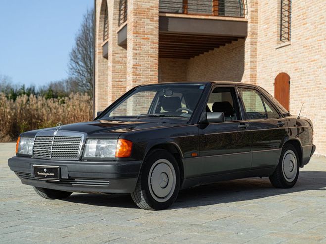 Mercedes 190 MERCEDES-BENZ E GRIGIO de 1989